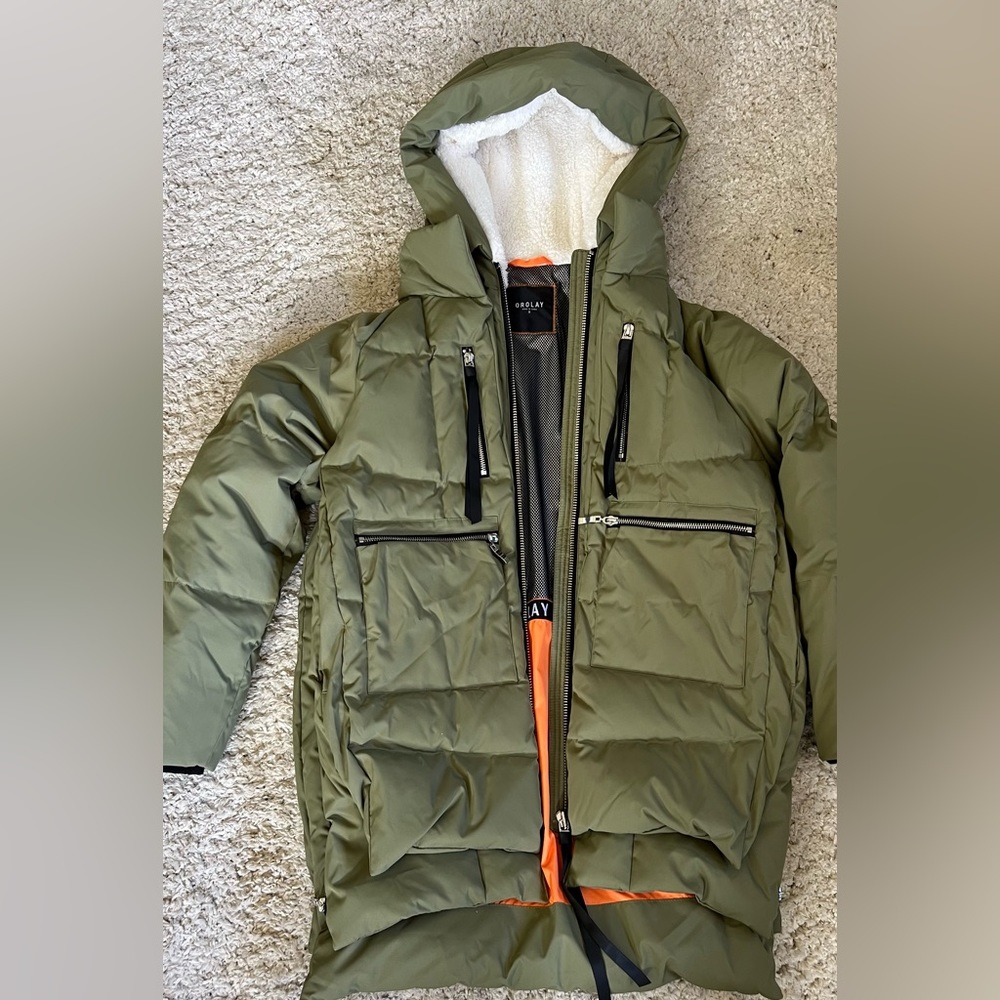Orolay Women's Thickened Down Jacket, Green, S. Worn Once, New Condition